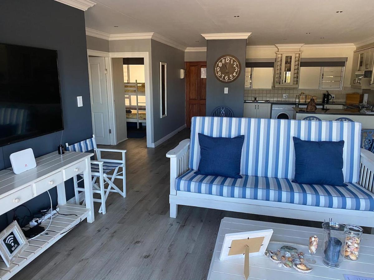 Modern Apartment Walking Distance To Main Beach Restaurants And Other Amenities Джефрис-Бей Экстерьер фото